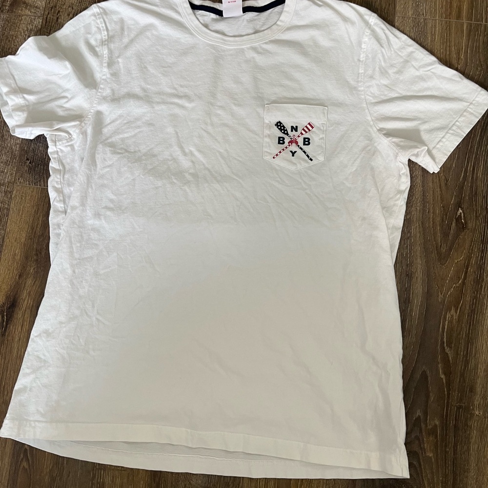 Brooks Brothers White Short Sleeve Tee with Graphic Pocket